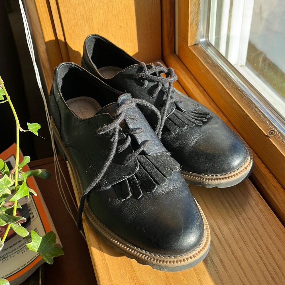 Clarks Leather Oxfords